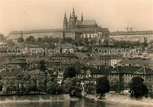 AK / Ansichtskarte Praha_Prahy_Prague Hradcany Prager Burg Hradschin Praha_Prahy_Prague
