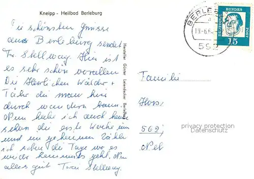 AK / Ansichtskarte Bad_Berleburg Panorama Kneipp Heilbad Schwanenteich Fontaene Ortsmotiv mit Kirche Bad_Berleburg