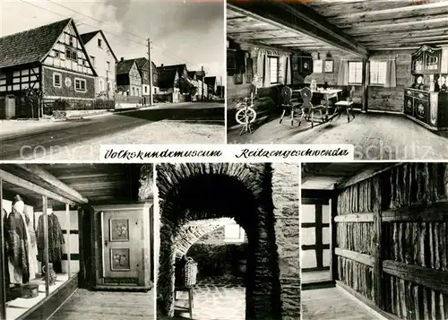 AK / Ansichtskarte Reitzengeschwenda Volkskundemuseum Bohlenstube Thueringer Volkstrachten Kellergewoelbe Fuellhoelzer Reitzengeschwenda