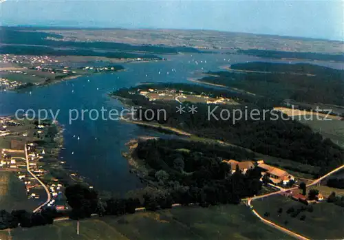 AK / Ansichtskarte Maizieres les Vic Auberge du Domaine Les Bachats Etang du Stock vue aerienne Maizieres les Vic