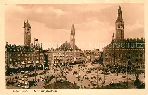 AK / Ansichtskarte Kopenhagen Raadhuspladsen Strassenbahn Kopenhagen