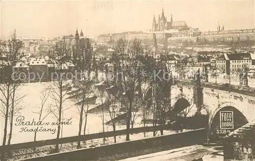 AK / Ansichtskarte Praha_Prahy_Prague Karlsbruecke mit Hradschin Praha_Prahy_Prague