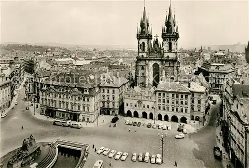 AK / Ansichtskarte Prag_Prahy_Prague Altstaedter Ring und Teynkirche Prag_Prahy_Prague