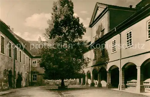 AK / Ansichtskarte Waltershausen_Gotha Schloss Tennberg Schlosshof Waltershausen Gotha