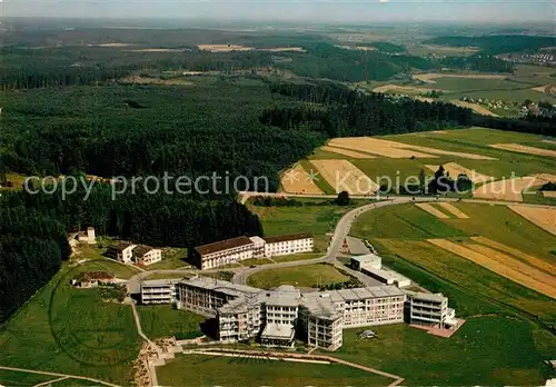 AK / Ansichtskarte Donaueschingen Fliegeraufnahme Donauquelle Sanatorium Sonnhalde der LVA Donaueschingen
