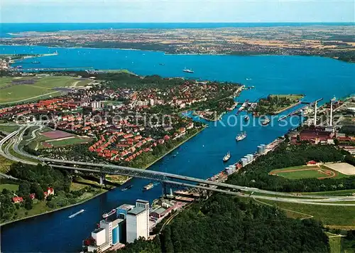 AK / Ansichtskarte Kiel Holtenauer Hochbruecken Schleusenanlagen Landeshauptstadt Fliegeraufnahme Kiel