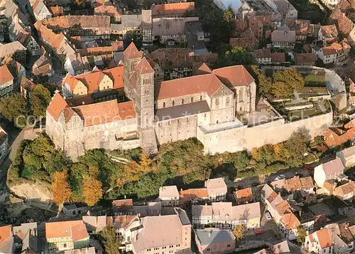 AK / Ansichtskarte Quedlinburg Stifts und Schlosskirche Fliegeraufnahme Quedlinburg