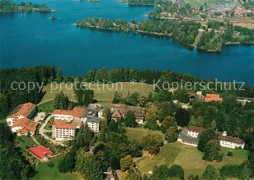 AK / Ansichtskarte Murnau_Staffelsee Klinik Hochried Fliegeraufnahme Murnau_Staffelsee