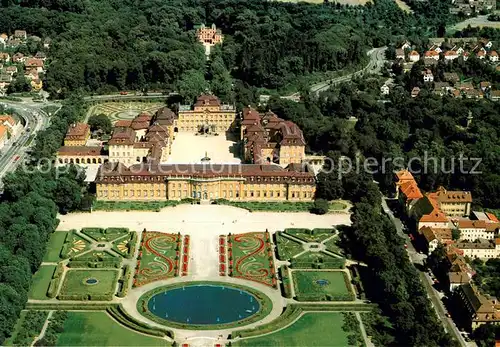 AK / Ansichtskarte Ludwigsburg_Wuerttemberg Residenzschloss mit Schloss Favorite Fliegeraufnahme Ludwigsburg Wuerttemberg