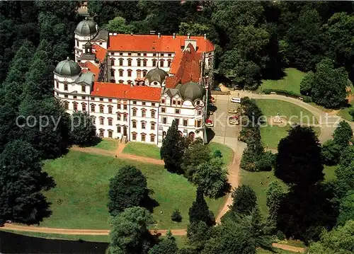 AK / Ansichtskarte Celle_Niedersachsen Schloss Fliegeraufnahme Celle_Niedersachsen
