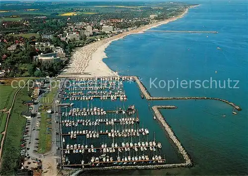 AK / Ansichtskarte Groemitz_Ostseebad Fliegeraufnahme Groemitz_Ostseebad