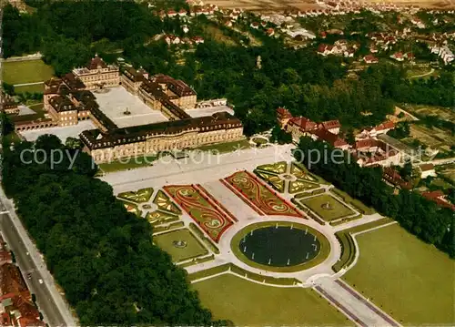 AK / Ansichtskarte Ludwigsburg_Wuerttemberg Schloss mit Gartenschau Bluehendes Barock Fliegeraufnahme Ludwigsburg Wuerttemberg