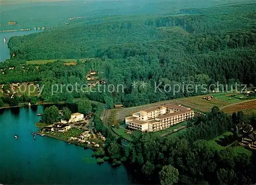 AK / Ansichtskarte Koerbecke_Moehnesee Hotel Cafe Restaurant Atrium Moehnesee Fliegeraufnahme Koerbecke Moehnesee