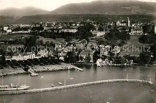 AK / Ansichtskarte Thonon les Bains La Ville et le port Thonon les Bains