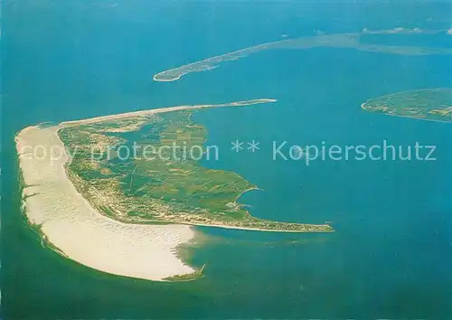 AK / Ansichtskarte Amrum Fliegeraufnahme mit Insel Sylt Amrum