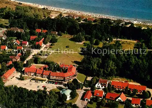 AK / Ansichtskarte Hohwacht_Ostseebad Fliegeraufnahme Hohwacht_Ostseebad