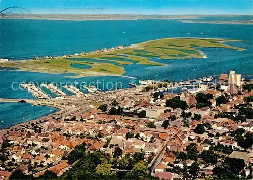 AK / Ansichtskarte Heiligenhafen_Ostseebad Fliegeraufnahme Heiligenhafen_Ostseebad