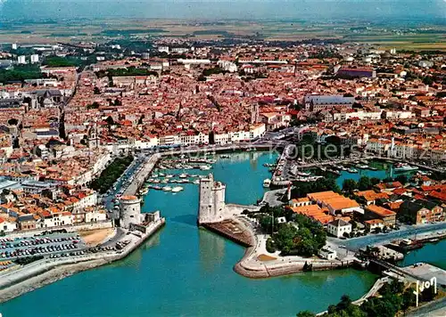AK / Ansichtskarte La_Rochelle_Charente Maritime Fliegeraufnahme La_Rochelle