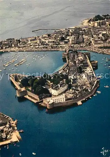 AK / Ansichtskarte Concarneau_Finistere La ville close Vue aerienne Concarneau_Finistere