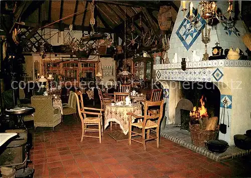 AK / Ansichtskarte Esens Ostfriesische Teediele Antik Stadt Schkuer Esens