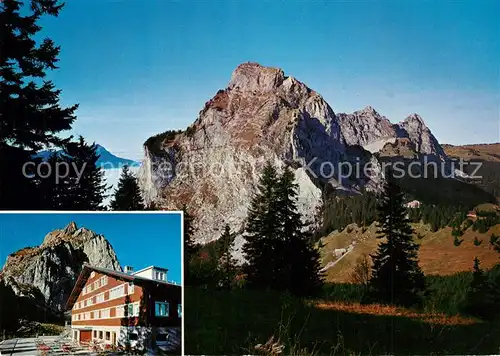 AK / Ansichtskarte Mythen_SZ Neues Berggasthaus Holzegg mit Gr und Kl Mythen Mythen_SZ