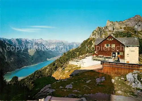 AK / Ansichtskarte Erfurterhuette mit Achensee und Karwendel Erfurterhuette