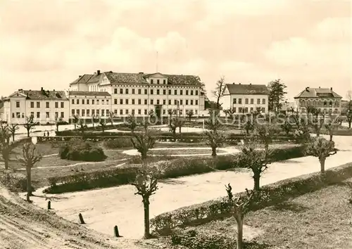 AK / Ansichtskarte Putbus_Ruegen Ernst Thaelmann Platz Institut Lehrerbildung Putbus Ruegen