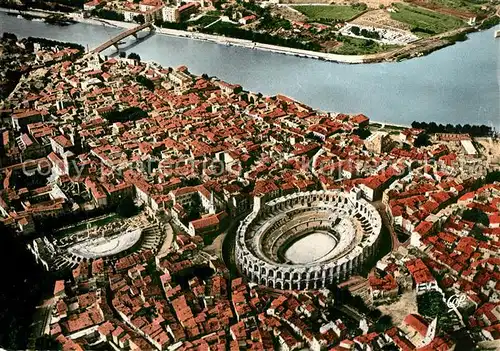 AK / Ansichtskarte Arles_Bouches du Rhone Vue aerienne Arles_Bouches du Rhone