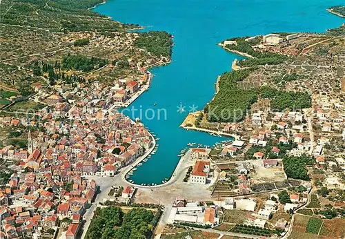 AK / Ansichtskarte Starigrad Fliegeraufnahme Starigrad