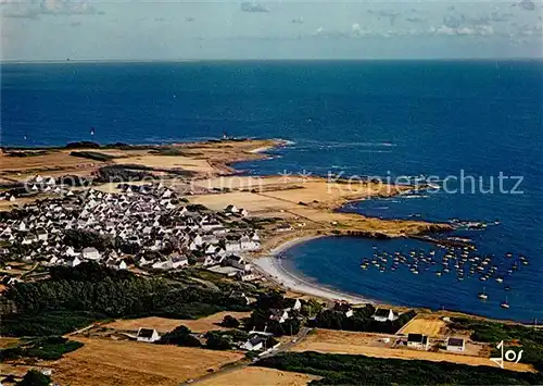 AK / Ansichtskarte Ile_de_Groix Locmaria et la pointe des Chats Vue aerienne 