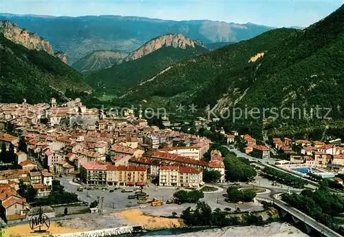 AK / Ansichtskarte Digne les Bains Vue generale et Pont sur la Bleone Digne les Bains