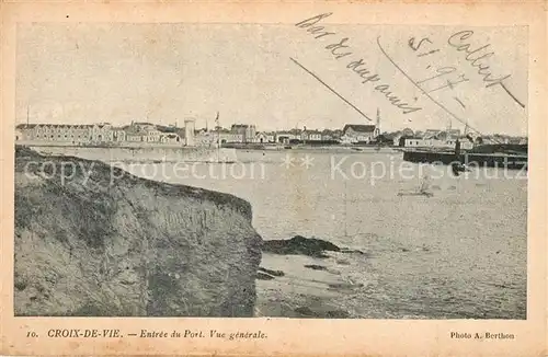 AK / Ansichtskarte Croix_de_Vie_Vendee Entree du Port vue generale Croix_de_Vie_Vendee
