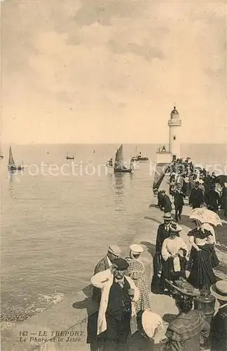 AK / Ansichtskarte Le_Treport Le Phare et la Jetee Le_Treport