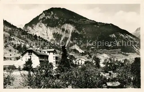 AK / Ansichtskarte Bourg Saint Maurice Hostellerie du Petit Saint Bernard Jardins et le Combottier Bourg Saint Maurice