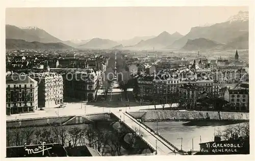 AK / Ansichtskarte Grenoble Vue generale et les Alpes Grenoble