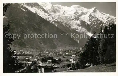 AK / Ansichtskarte Chamonix Panorama et le Mont Blanc Chamonix