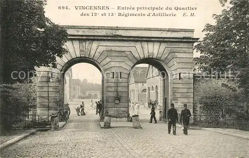 AK / Ansichtskarte Vincennes Entree principale du Quartier des 12e et 13e Regiments d Artillerie Vincennes