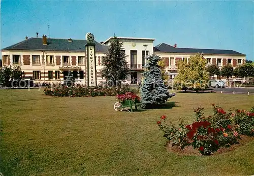 AK / Ansichtskarte Livry Gargan La mairie et le square Livry Gargan