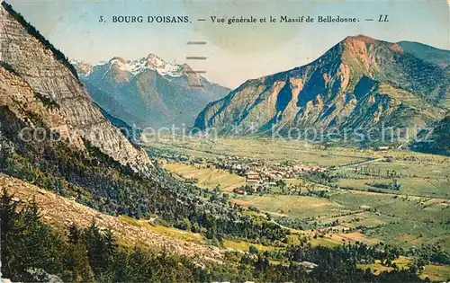 AK / Ansichtskarte Bourg d_Oisans Vue generale et le Massif de Belledonne Bourg d Oisans