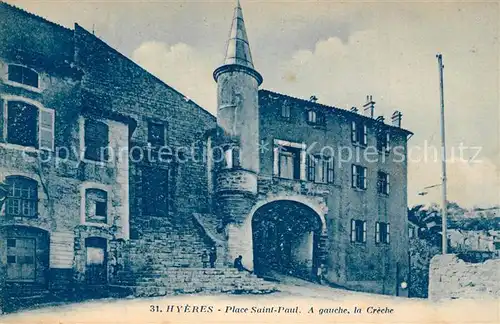 AK / Ansichtskarte Hyeres_les_Palmiers Place Saint Paul et la Creche Hyeres_les_Palmiers