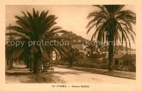 AK / Ansichtskarte Hyeres_les_Palmiers Avenue Godillot Hyeres_les_Palmiers