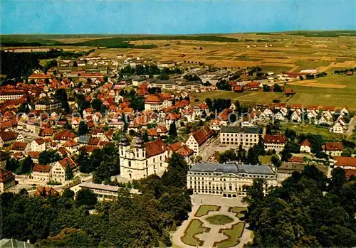 AK / Ansichtskarte Donaueschingen Stadtbild mit Schloss Schwarzwald Fliegeraufnahme Donaueschingen