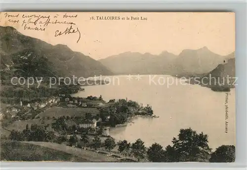 AK / Ansichtskarte Talloires et le Petit Lac Panorama Montagnes Talloires