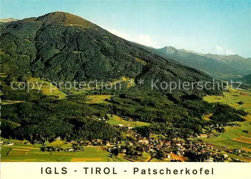 AK / Ansichtskarte Igls_Tirol mit Blick zum Patscherkogel Fliegeraufnahme Igls_Tirol