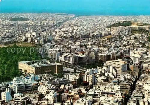AK / Ansichtskarte Athenes_Athen Stadtpanorama mit Akropolis Fliegeraufnahme Athenes Athen