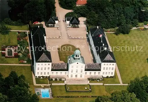 AK / Ansichtskarte Grasten Slot Schloss Fliegeraufnahme Grasten