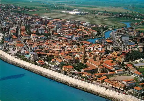 AK / Ansichtskarte Caorle_Venezia Centro storico veduta aerea Caorle_Venezia