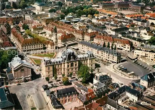 AK / Ansichtskarte Evreux Vue generale aerienne Hotel de ville La gare routiere Evreux