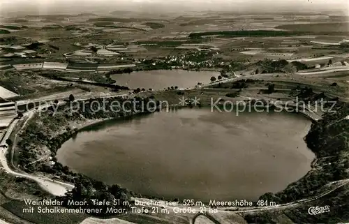 AK / Ansichtskarte Gerolstein Weinfelder Maar mit Schalkenmehrener Maar Fliegeraufnahme Gerolstein