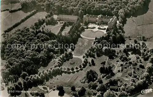 AK / Ansichtskarte Bad_Hermannsborn Fliegeraufnahme Kuranlagen Bad_Hermannsborn